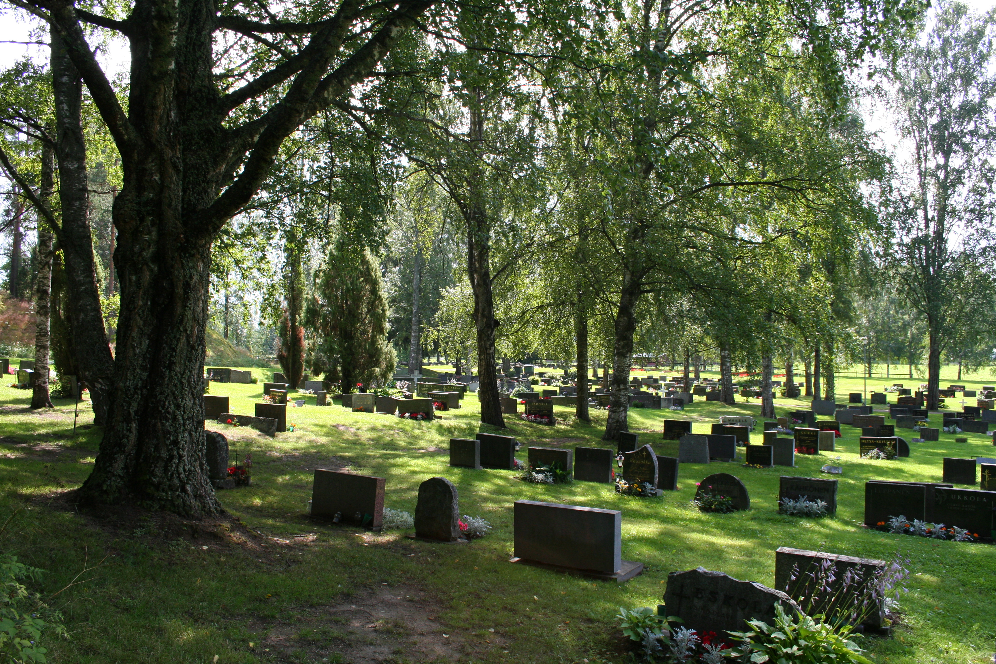Asikkalan hautausmaa